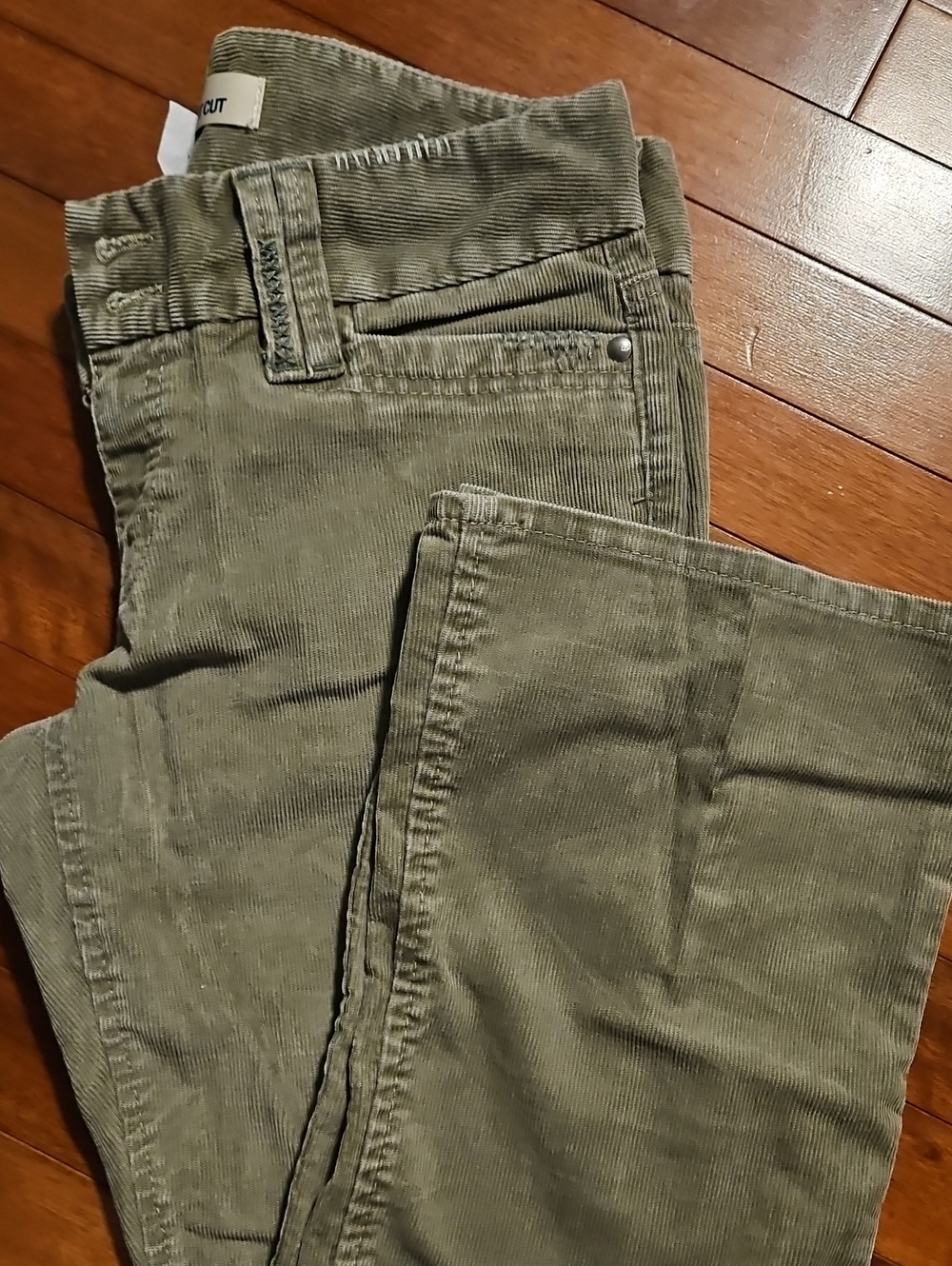 GAP Women's Bootcut Jeans in Olive